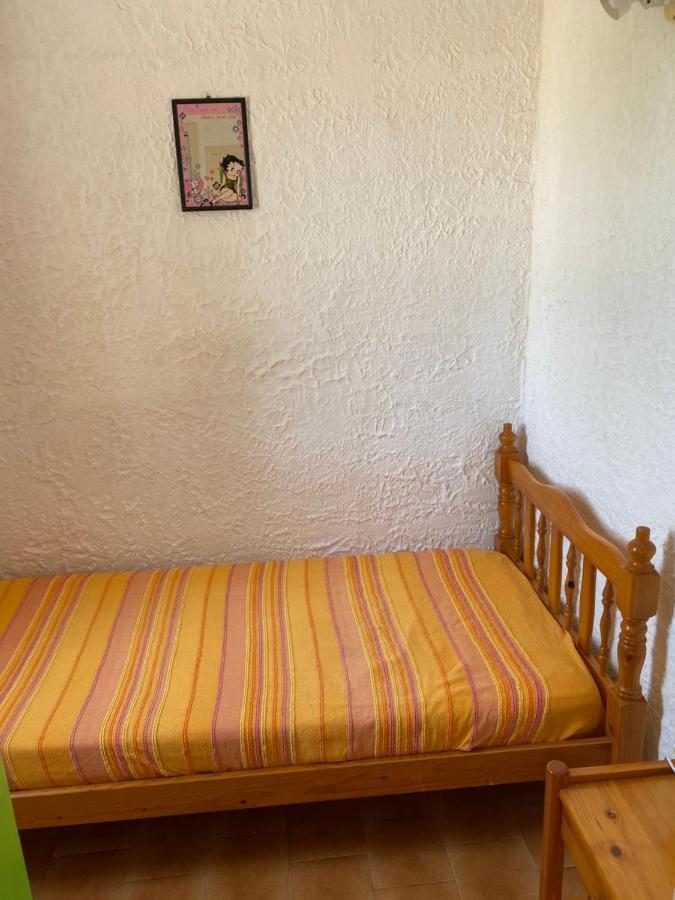 Location 5 Personnes Sant Ambroggio Cocody Village ลูมิโอ ภายนอก รูปภาพ